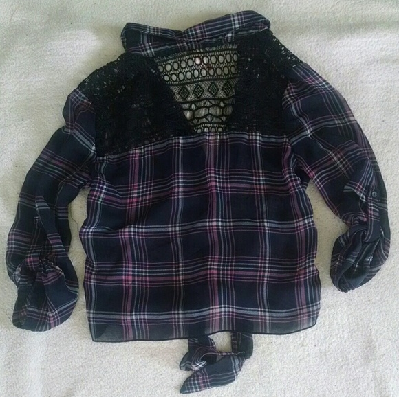 No boundaries shirt - Picture 2 of 4